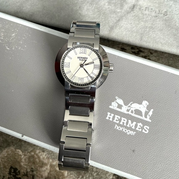 Ladies HERMES AUTOMATIC DRESS watch🔥🔥🔥 - Picture 13 of 15